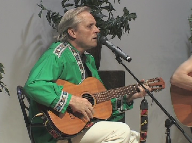 Peter, Nancy and Patty        Guitar/folksongs